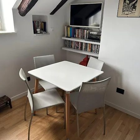 La Cavallerizza Apartment *