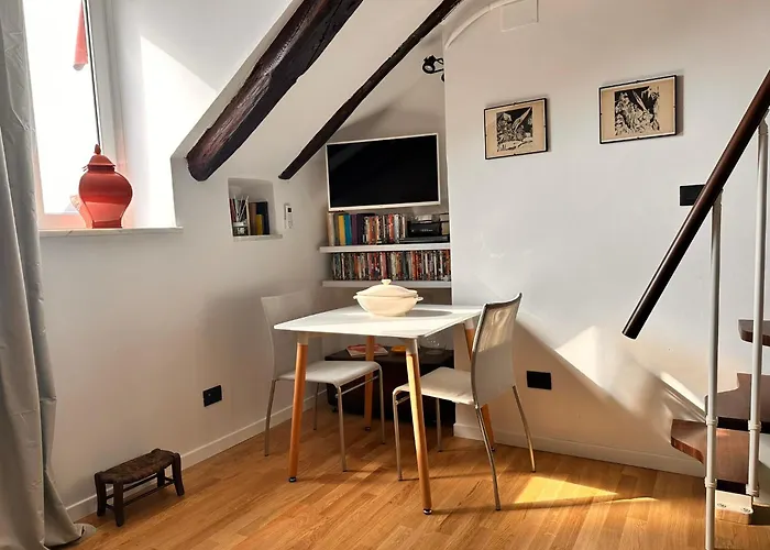 La Cavallerizza Apartment Turin